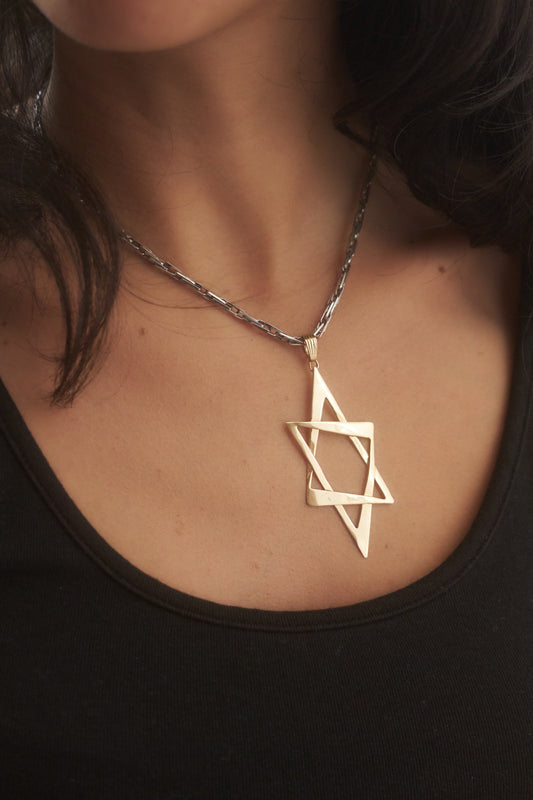 Mazal Pendant Classic